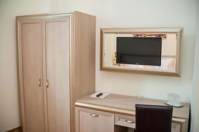 Отель Euro Hotel Grivita Бухарест-26