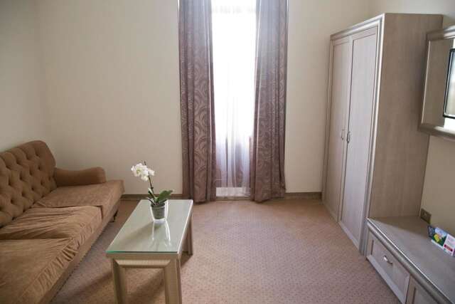 Отель Euro Hotel Grivita Бухарест-44